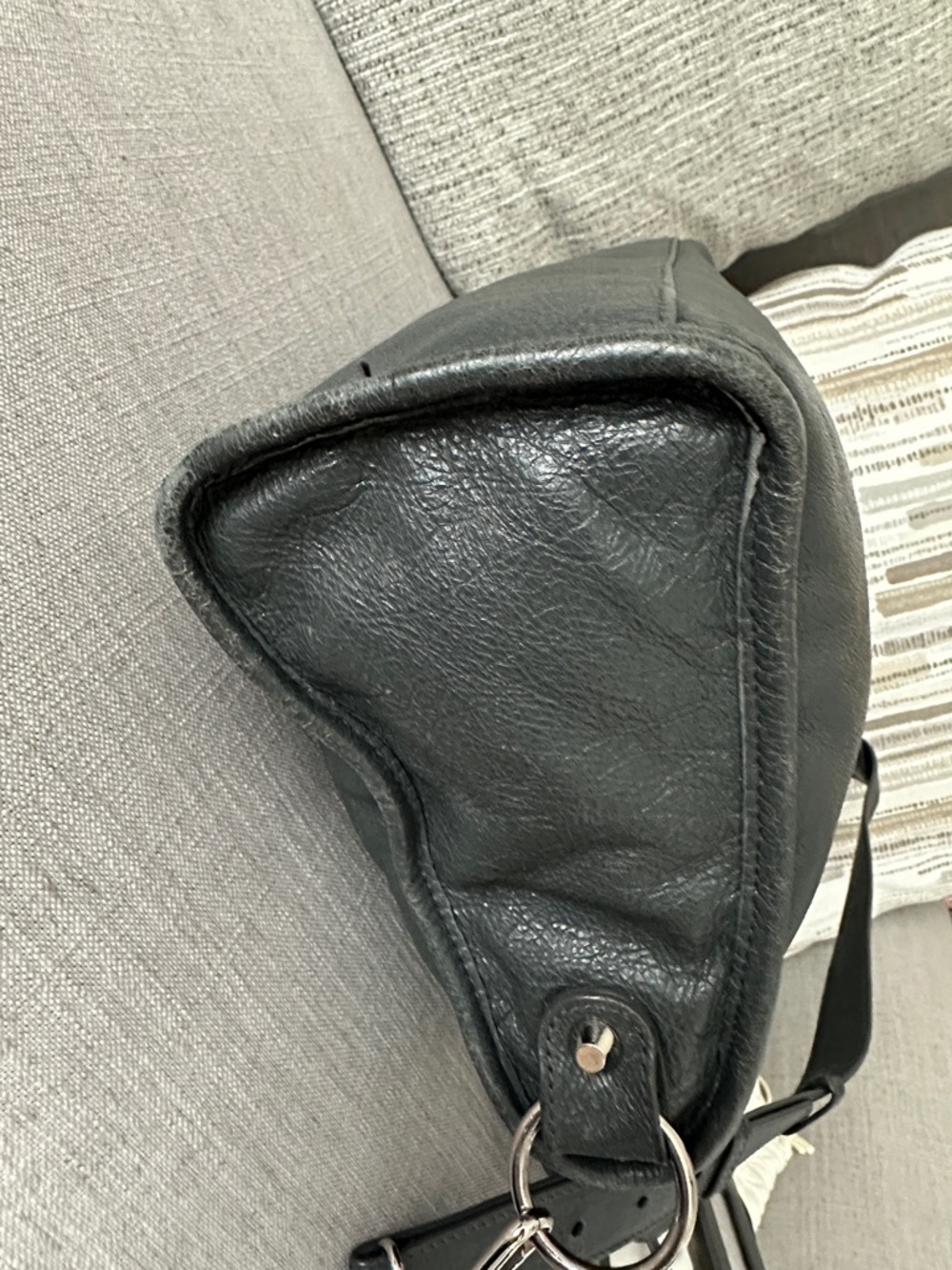 Balenciaga City Bag (small) in volcanic rock. - Picture 5 of 11